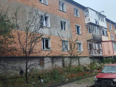 Росія атакувала Хмельниччину: горить підприємство, є поранені