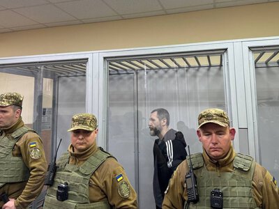 Підозрюваному у вбивстві Парубія продовжили арешт