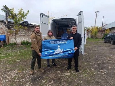 Бериславська громада передала морпіхам мобільний стоматологічний кабінет