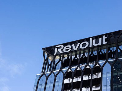 Роботу сервісів банку Revolut паралізував глобальний збій