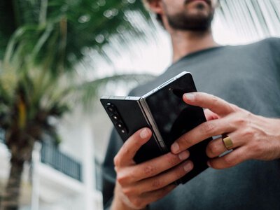 Samsung готує шість складаних смартфонів у відповідь на iPhone Duo