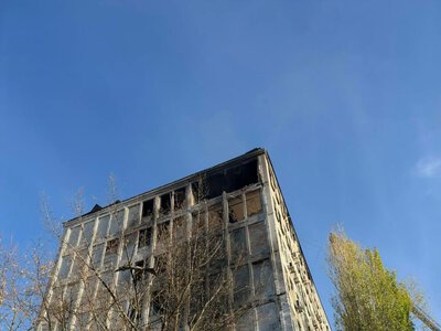 Удар по Голосієву: масштабні пошкодження показали на кадрах після атаки