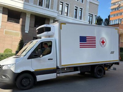  Червоний Хрест за підтримки США постачає холодильники та ДНК-реагенти для ідентифікації загиблих українських захисників 
