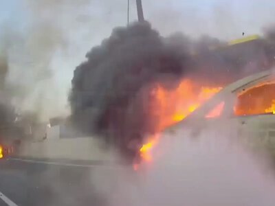 Патрульні показали перші хвилини після влучання БпЛА по трасі у Чабанах на Київщині