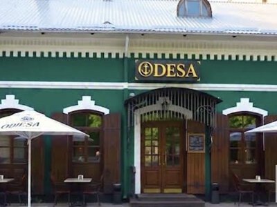 «Тюлька з Привозу», «Гамбрінус» і дерунчики від тьоті Люсі: що пропонує ресторан «Одеса» в Житомирі