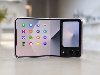 Apple показала інтерфейс вбудованих застосунків на iPhone Duo