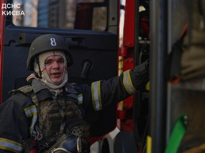 Російські дрони вдарили по Києву: пошкоджені склади й гаражі, 12 постраждалих