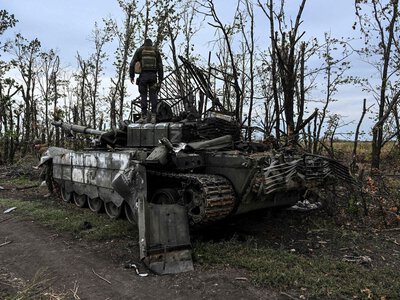 Мінус понад 1800 окупантів та 11 танків: втрати ворога на 21 жовтня