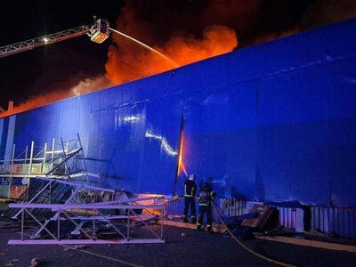 Пошкоджено Епіцентр та готель: Росія вночі атакувала Умань дронами