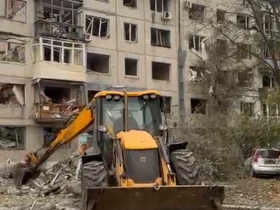 У Слов’янську з-під завалів зруйнованих авіабомбами будинків дістали тіла загиблих