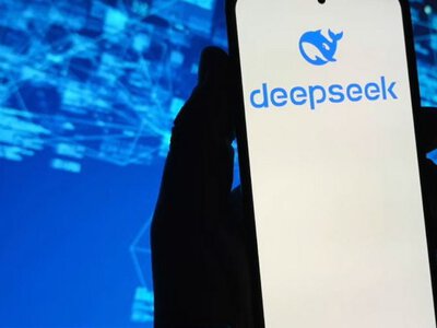 США заборонили використання китайської програми DeepSeek у державних ІТ-системах (ВІДЕО)