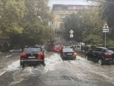 Потоп та евакуація на ПБК: усе, що відомо про наслідки шторму в Криму (ФОТО)