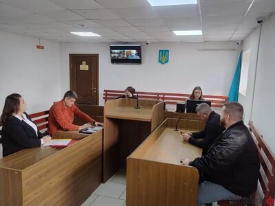 «Це підстава для відводу судді»: засідання у справі загиблого маршрутника завершилося конфліктом