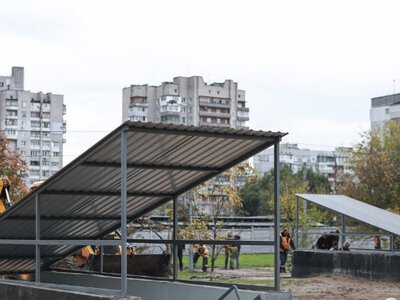 У Запоріжжі завершили монтаж першого заглибленого укриття: на 50 людей і чотири години перебування