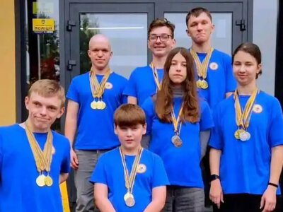 Сім плавців із Рівненщини здобули 19 медалей на турнірі в Черкаській області