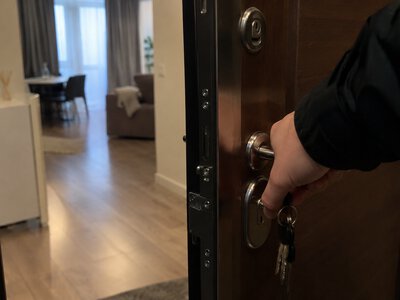 Чи має право господар квартири заходити без дозволу орендарів: законодавчі нюанси