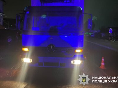 На Фастівщині Mercedes-Benz збив пішохода: 35-річного чоловіка забрали до лікарні