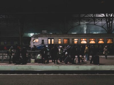 «Укрзалізниця» встановить майже 800 нових мобільних укриттів на залізничних об’єктах