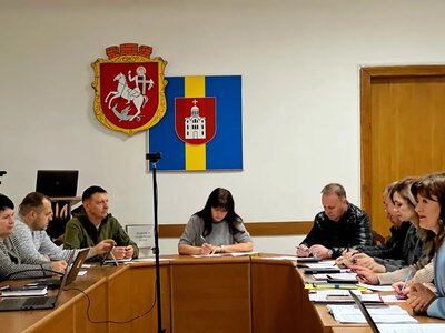 У Володимирі бюджетна комісія утрималася від виділення коштів на газ для районної ради та не підтримала пільги для КЕВ