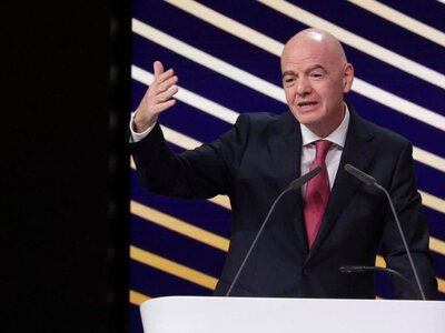 Інфантіно отримав вибачення від авторитетної газети – вона стверджувала про другу зарплату