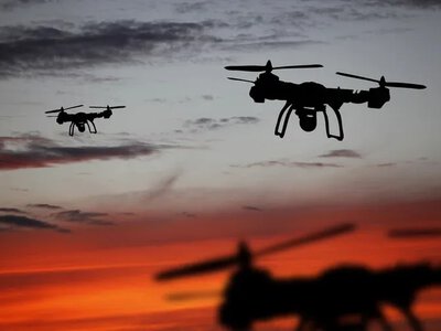 Невідомі дрони помітили над однією з найбільших військово-морських баз Франції