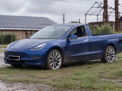 В Україні перетворили Tesla Model 3 на пікап: як виглядає незвичайний електрокар