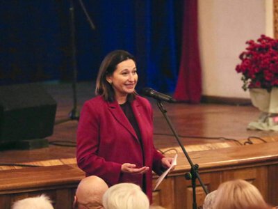 «Час не владний над натхненням»: у Луцьку 40-річний ювілей відзначив клуб життєлюбів «Неспокійні серця»