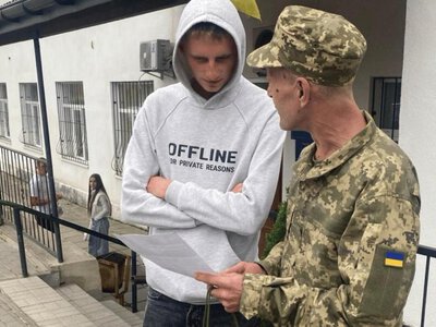 ТЦК може мобілізувати навіть у 20 років: хто втратив захист від призову до 25 років