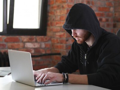 На українців оформлюють кредити без їхнього відома: як перевірити борги безкоштовно