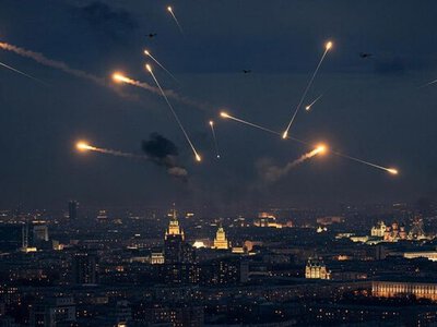 У Москві повідомляють про першу ракетну атаку на столицю рф