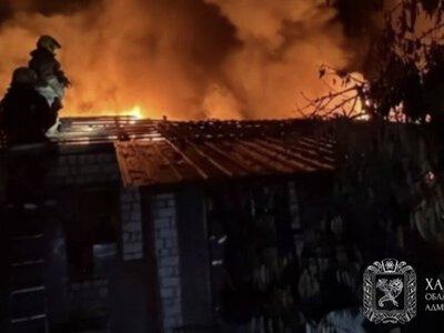 Росіяни атакували Харків уночі та вранці: горіли вантажівки, пошкоджені будинки й офіс