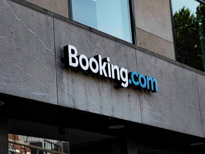 Єврокомісія почала розслідування проти Booking.com через шахрайство та приховану рекламу