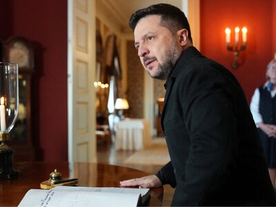 Три хвилі ударів балістики від гуманістів РФ: Зеленський про атаку на Київ