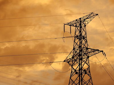 Росія атакувала енергооб'єкти в трьох областях: у Києві діють аварійні відключення