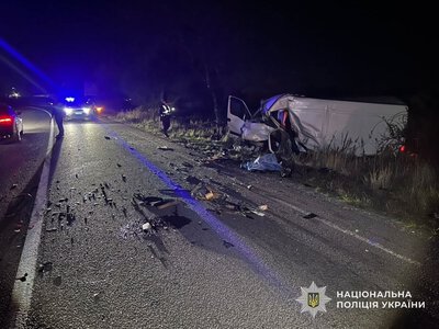 Унаслідок ДТП на Тячівщині загинув водій, ще троє людей постраждали
