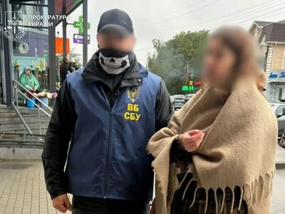 За $14 500 адвокатку обіцяла сприяти ухиленню від мобілізації