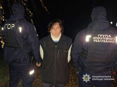  Ніжинські поліцейські затримали 37-річну жінку за підозрою у збуті наркотиків 