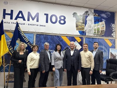 Як працювати й розвиватися попри війну: глухівські освітяни вивчали досвід переміщеного університету + Фото