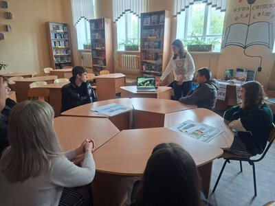 У Глухові студентам розповіли, як розпізнати небезпеку торгівлі людьми