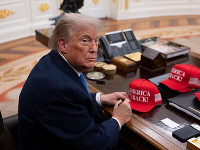 Більше 50% американців вважають, що Трамп заслуговує на імпічмент - Politico