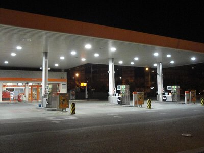 Автогаз у WOG подорожчав найбільше серед великих мереж: ціни на пальне