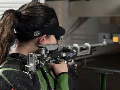 Команда дівчат із Горішніх Плавнів здобула золото на чемпіонаті України зі стрільби кульової