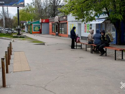 Чому у Полтаві ще не почали ремонтувати зупинки