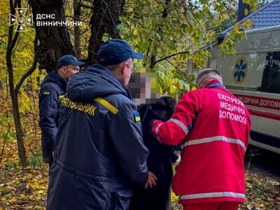 У Вінниці в П’ятничанському лісі знайшли 67-річну жінку, яка заблукала під час збирання грибів