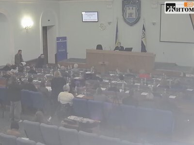 «Людям треба казати навіть незручну правду»: у Житомирській міськраді обговорили відключення світла і води