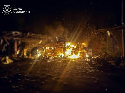 Росія масовано атакувала Суми безпілотниками: постраждали двоє працівників АЗС, є пошкодження