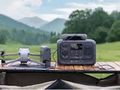 Bluetti Elite 30 V2: огляд зарядної станції та кому вона підійде