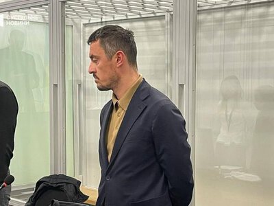 Колишнього кіберполіцейського з Рівненщини та фігуранта справи Карфаген відправили в СІЗО