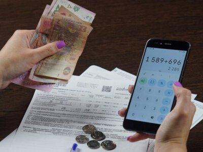 Арешт рахунків за борги ЖКГ можна скасувати: строки, документи та поради юристки