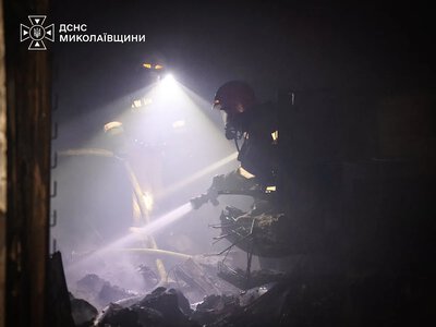 У Миколаєві після атаки дронів спалахнув об'єкт інфраструктури